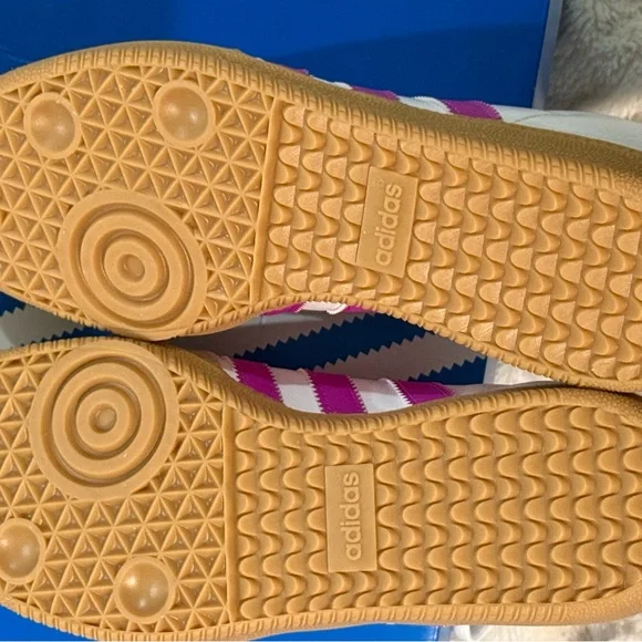 💯 Authentic Adidas Women's Samba White and Purple Sneakers - Picture 4 of 5